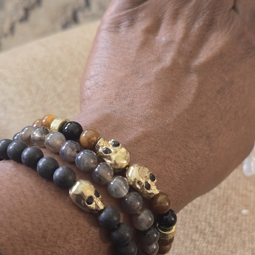 Macy's Beaded Skull Bracelets Set Women New - Picture 6 of 11